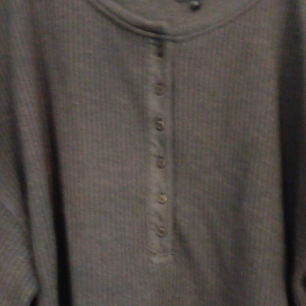 Sweatshirt - Picture 6 of 6